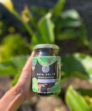 TÉ NEGRO CON MARACUYÁ